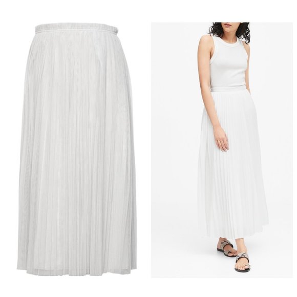 Banana Republic | Pleated Poplin High Waist Skirt